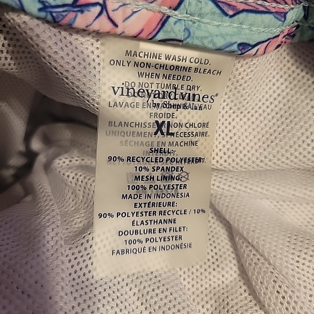 Vineyard Vines Swim Trunks Mens XL Blue Pink Crappy Fish AOP Beach Poolside - Picture 8 of 10